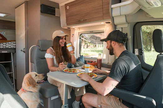 Why More Travelers Choose Compact Motorhomes Instead of Large RVs Why More Travelers Choose Compact Motorhomes Instead of Large RVs