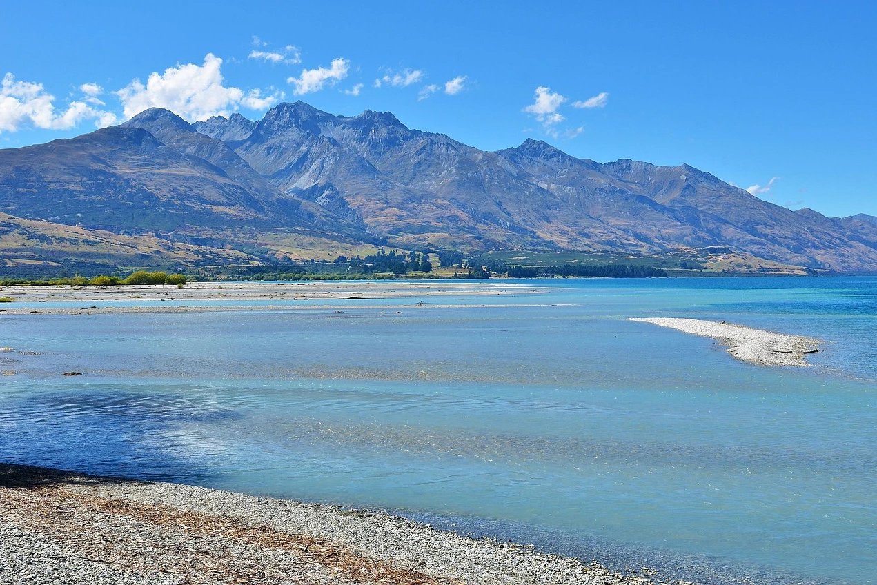 Campervan hire in Queenstown