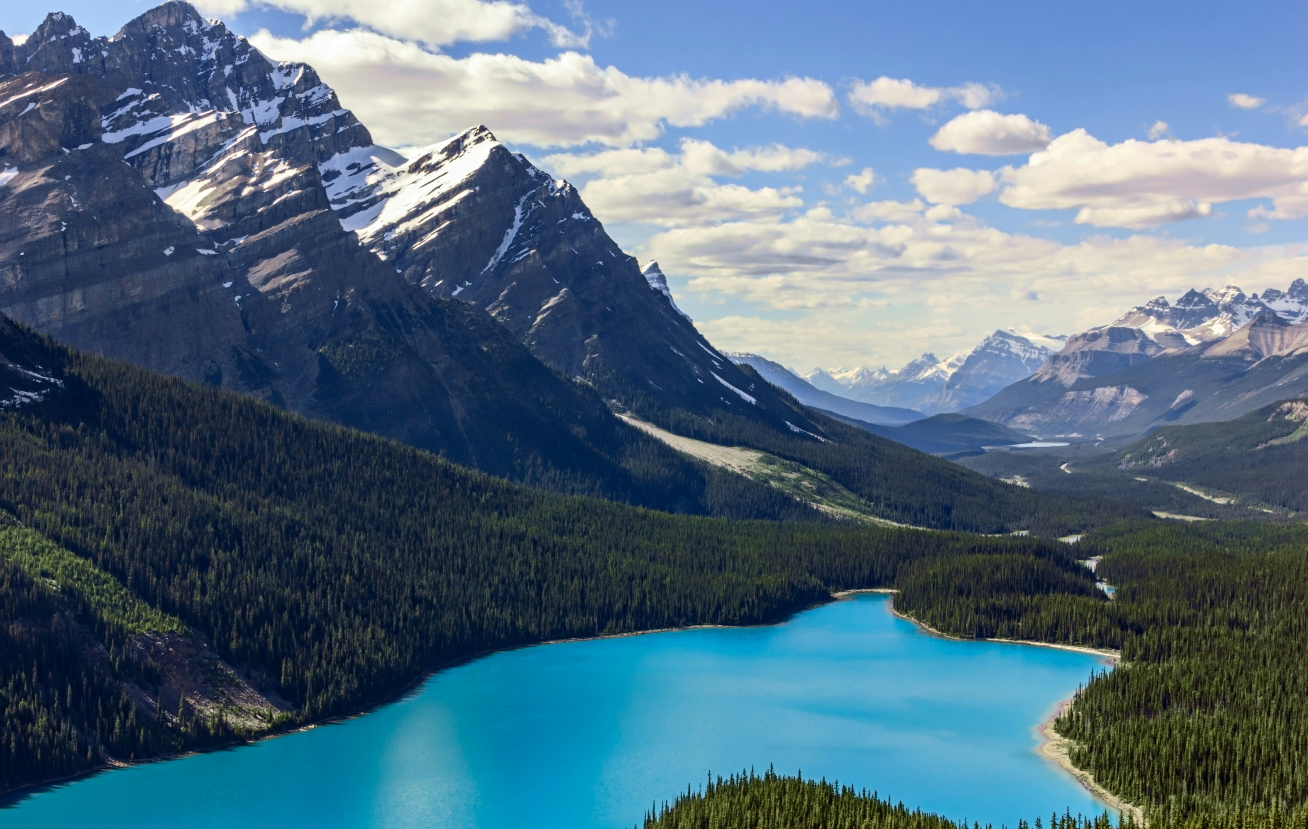 Top National Parks and Scenic Drives Near Calgary