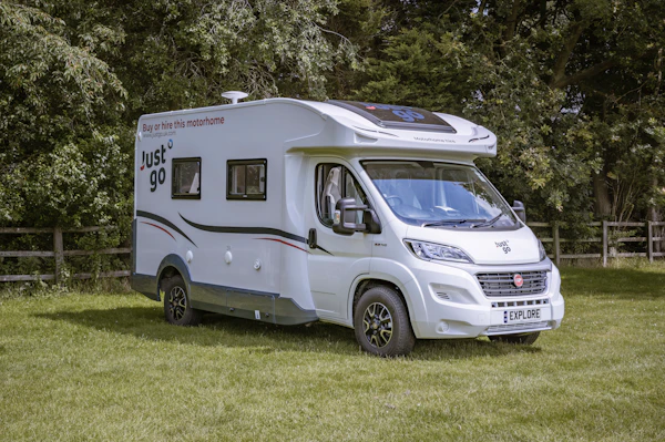 van_detail.jg-rainbow-standard-2-auto-base.text.social_meta_title