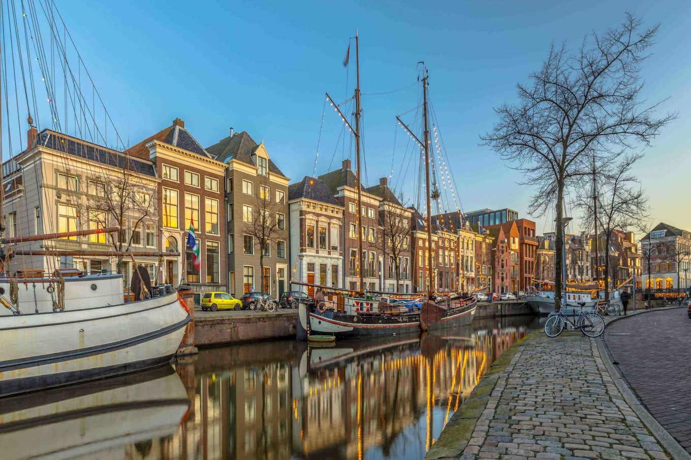 Waterkanalen in Groningen