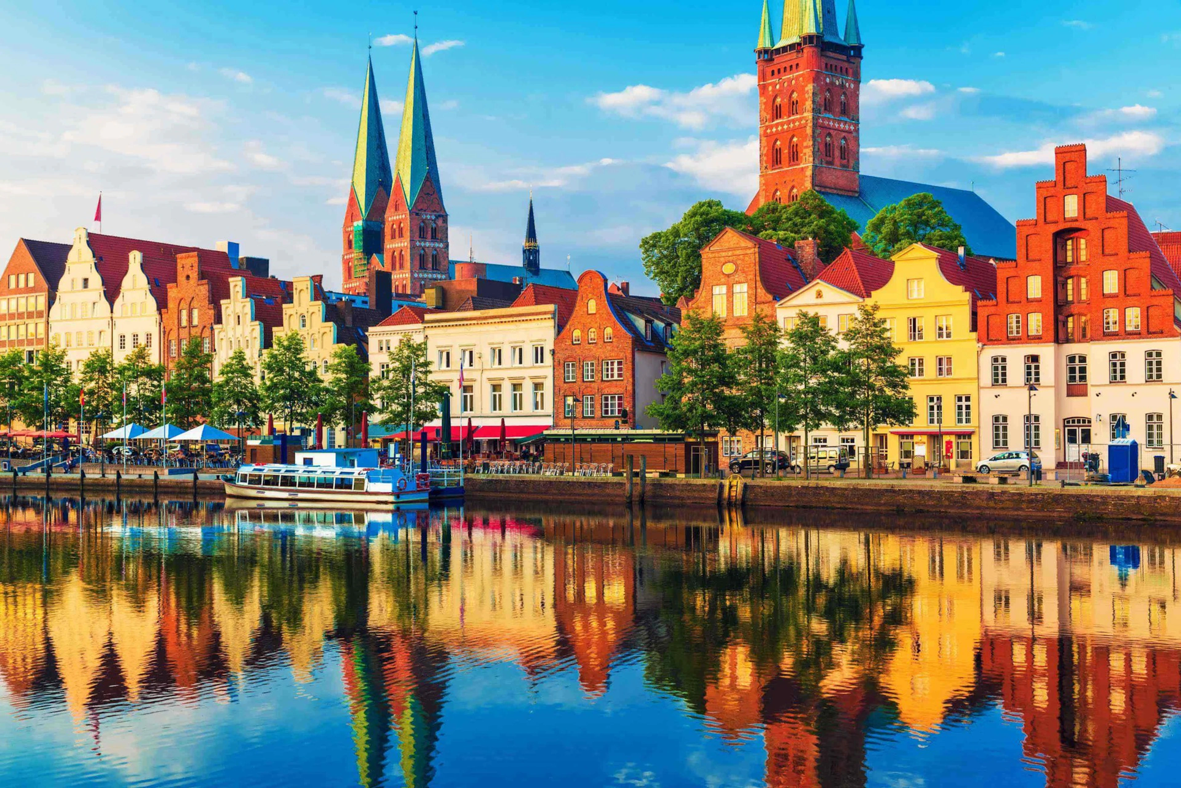 Wohnmobil & Camper mieten in Lübeck