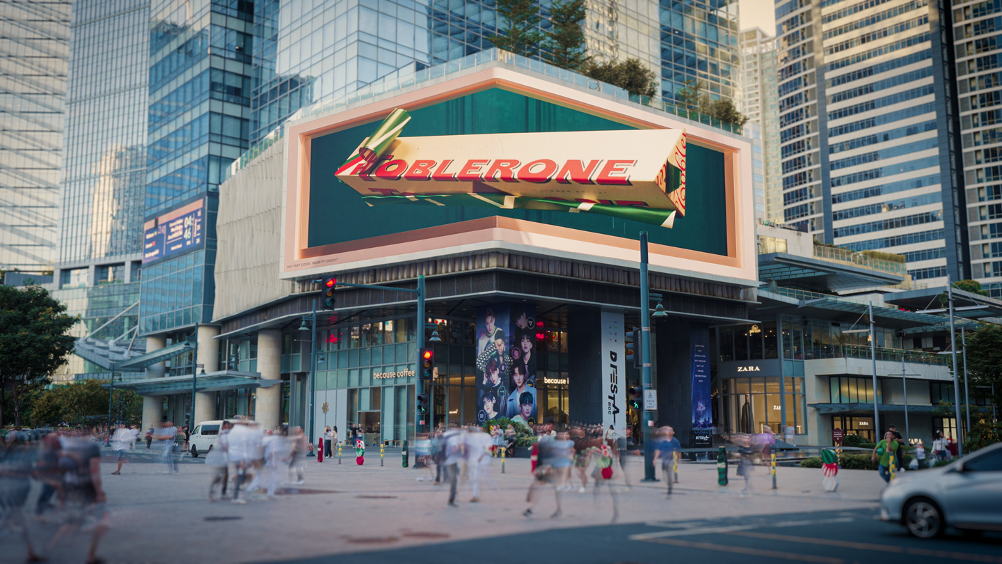 Inertia Studios - Toblerone 3D Anamorphic Billboard