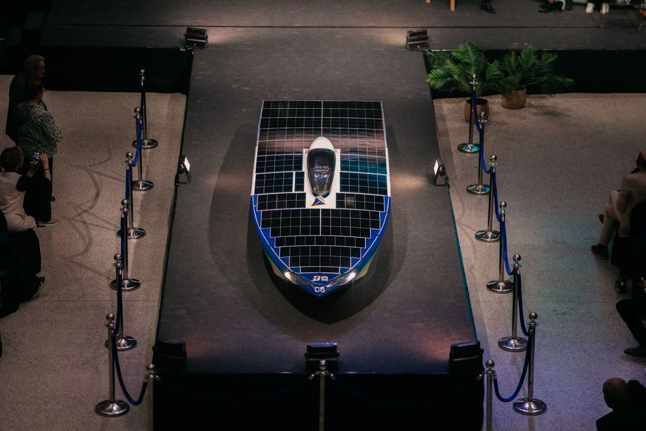 Innoptus Solar Team | The Infinite - Infinite Solutions