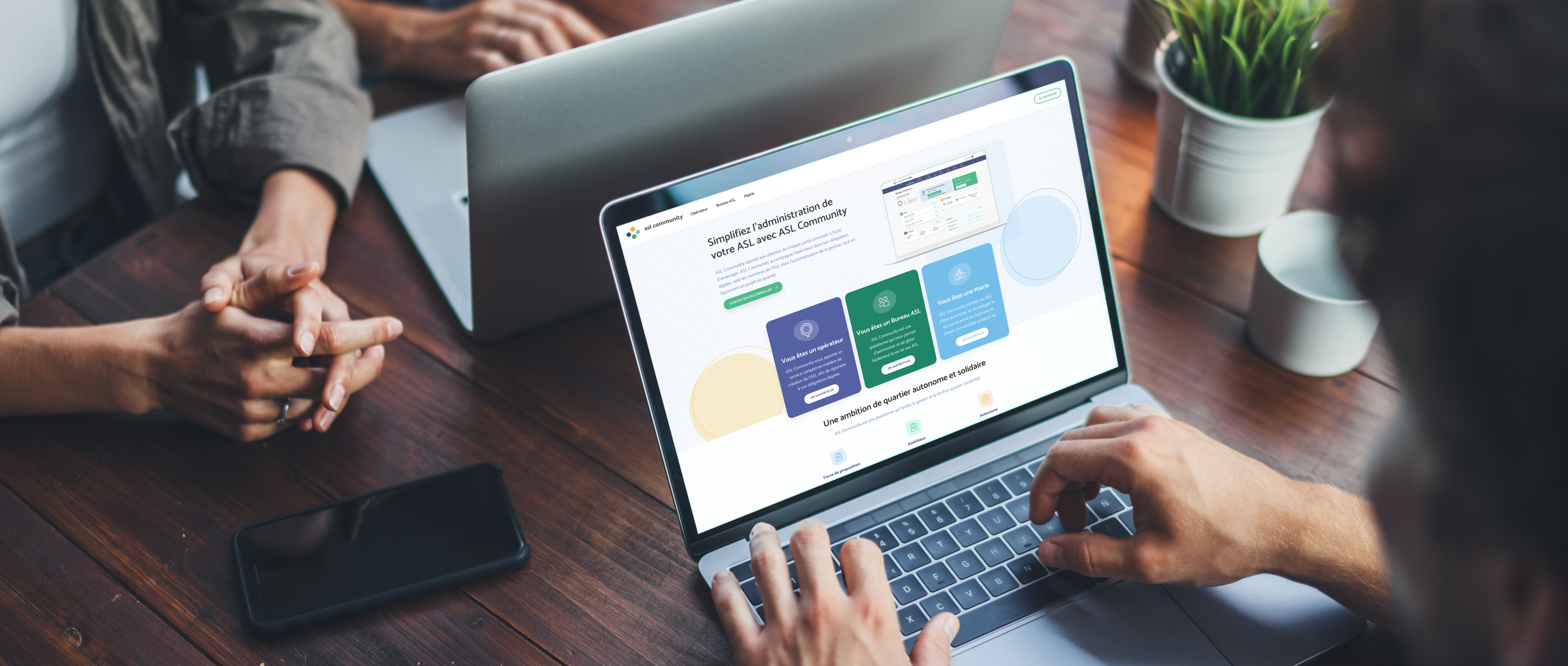 Plateforme web ASL Community disponible sur ordinateur