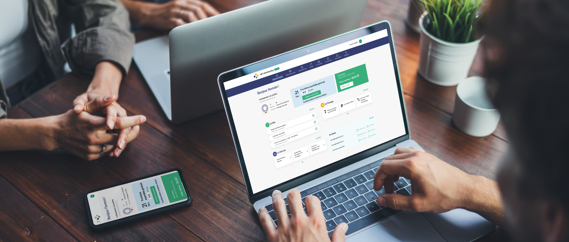 Plateforme web ASL Community disponible sur ordinateur