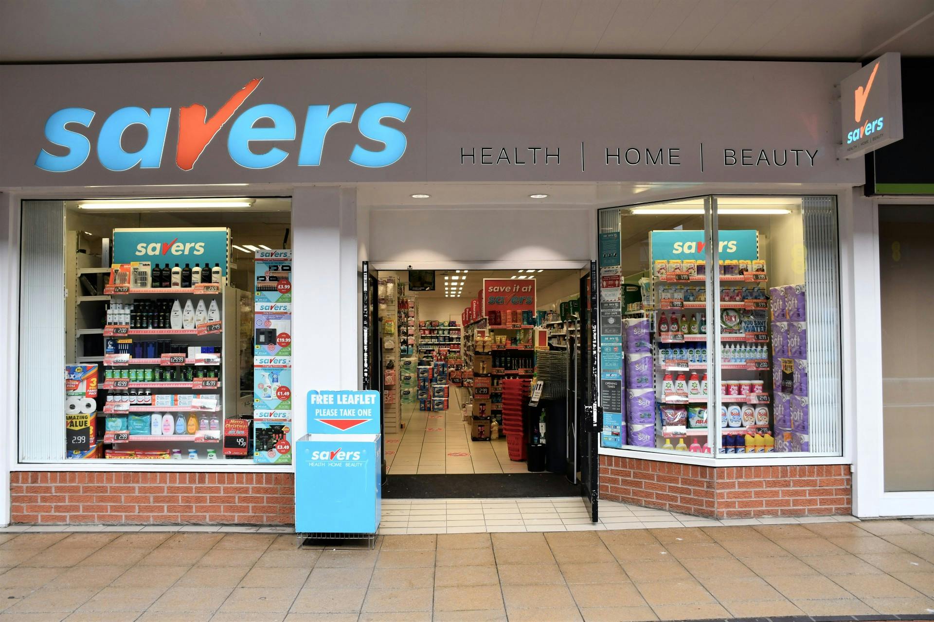 About Savers www.savers.jobs