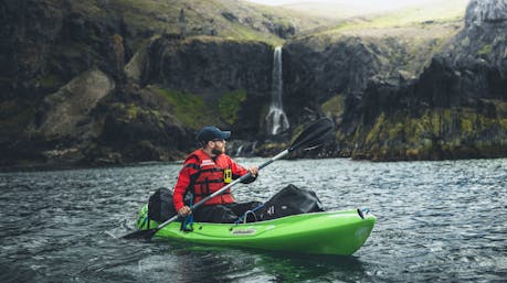 Sea kayaking in East Iceland. Photo: Thrainn Kolbeinsson