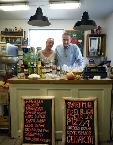 Hrafnhildur Ingimarsdóttir & Bjarni Óskarsson stock Vellir's shop full of seasonal goods 