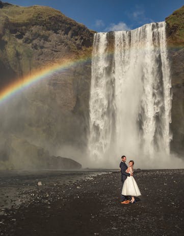 Wedding veils & veils of water. Photo: Bragi Thor at Iceland Wedding Photo