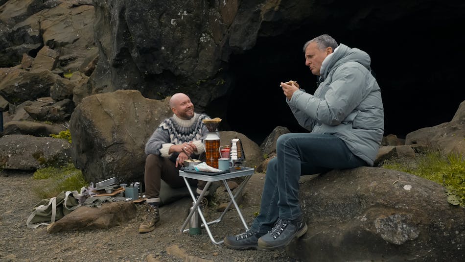 Philip Rosenthal of "Somebody Feed Phil" having a picnic with Gunnar Freyr Gunnarsson, aka, @icelandic_explorer