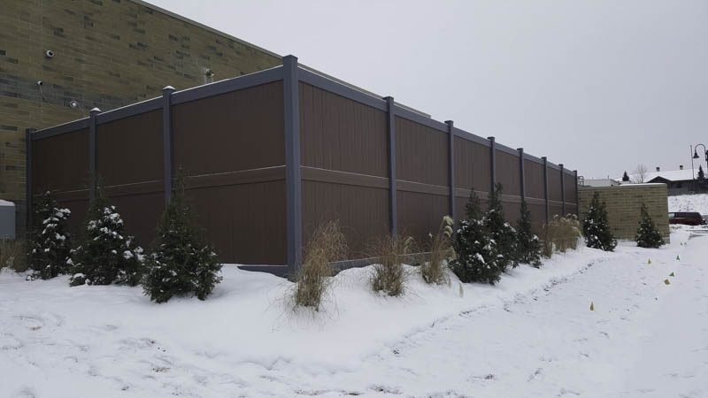 Fence-Consultants-of-West-Michigan-Composite-Fence
