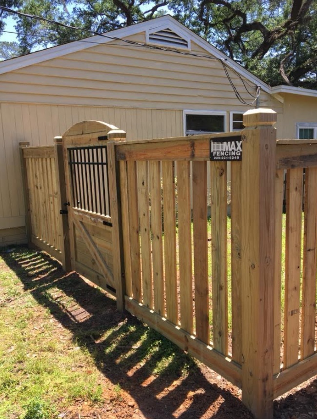 Max-Fencing-&-Construction-wooden-fence
