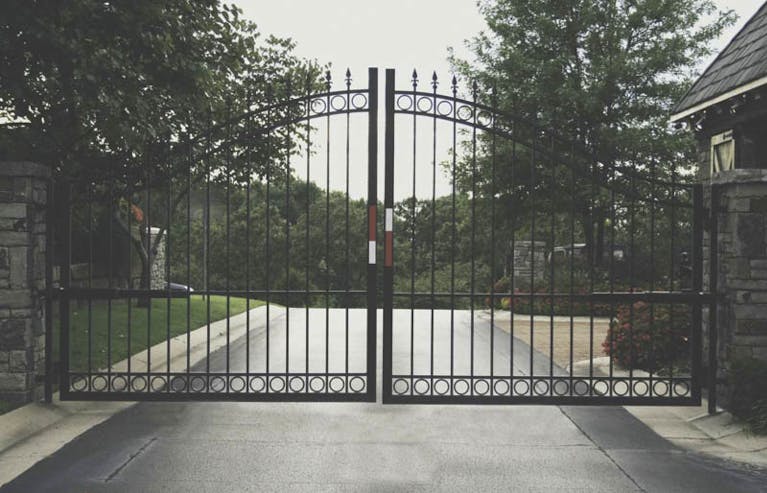 D&A-Automatic-Gate-Openers-LLC-steel-fence