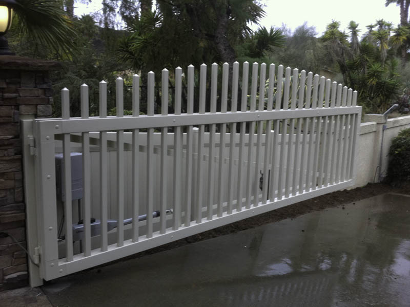 GB’S Fence Company steel fence