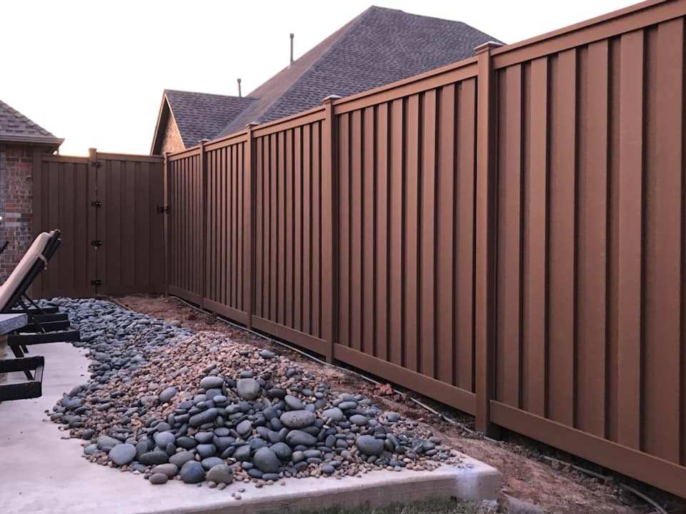Proscape Outdoor Constructio vinyl fence