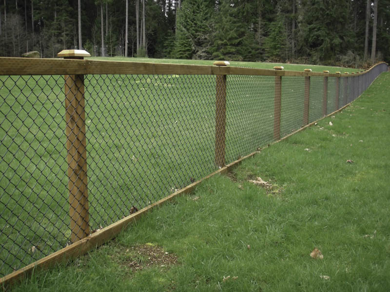 Hansen Bros Fence Chain-Link Fence