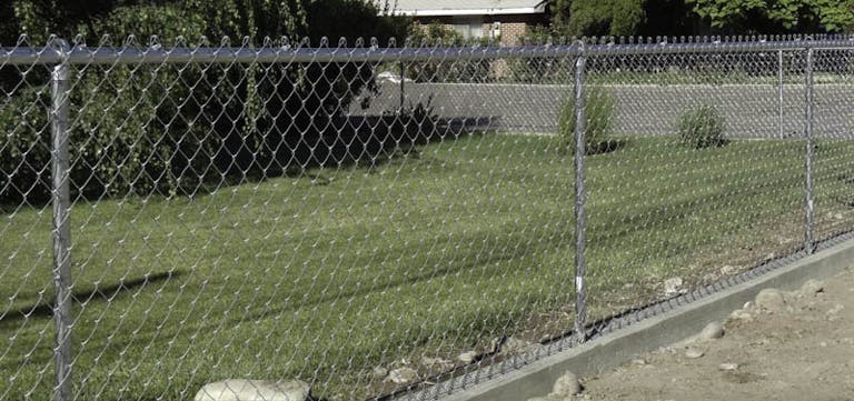 Serco-Fence-Inc.-chain-link-fence