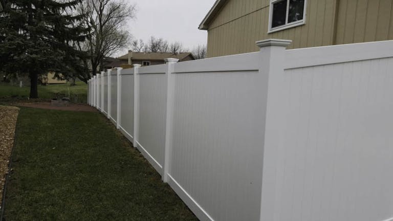 Classic-Fence-Inc.-copoiite-wall
