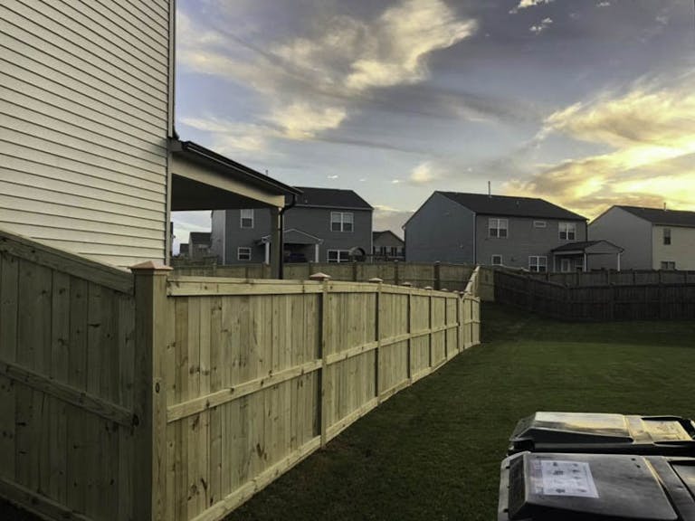 Hunt-Fencing-Wooden Fence