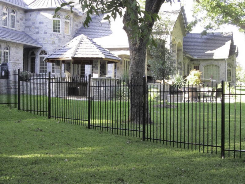 Texas-Backyard-Living-LLC-Steel-Fence
