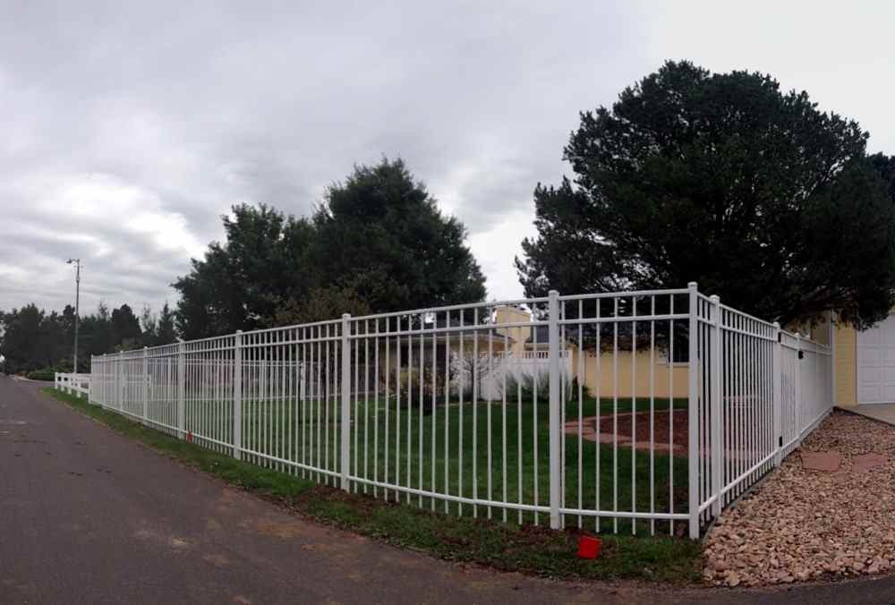 Taylor-Holdings-steel-fence