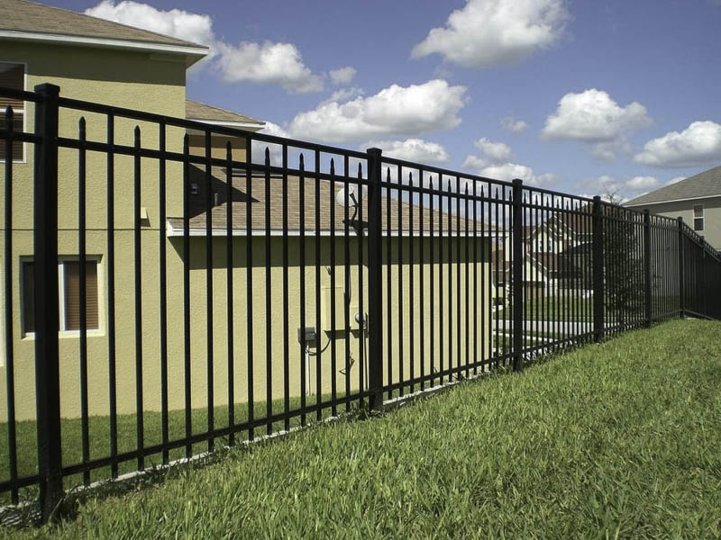 K-&-K-Fence-Inc.-Iron Fence