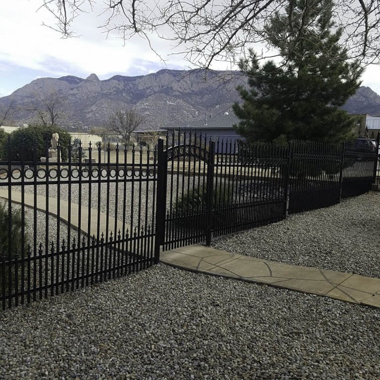 Albuquerque-Fence-Company-steel-fence