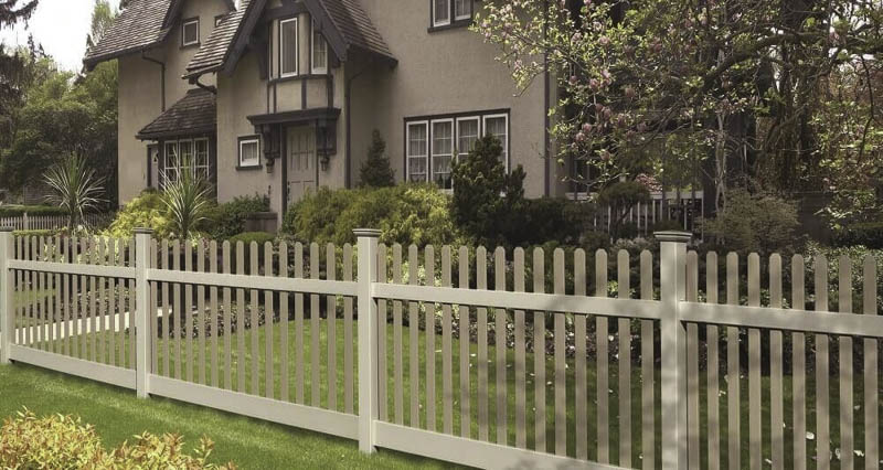 Hulme-Fence-and-Deck--wooden-fence