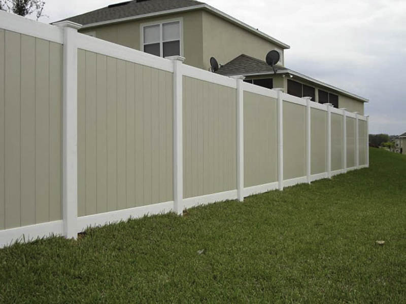 Superior-Fence-&-Rail-vinyl-fence