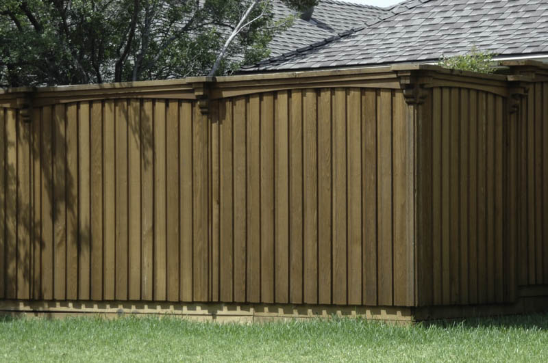 Top-Quality-Fence-and-Arbor,-LLC-vinyl-fence
