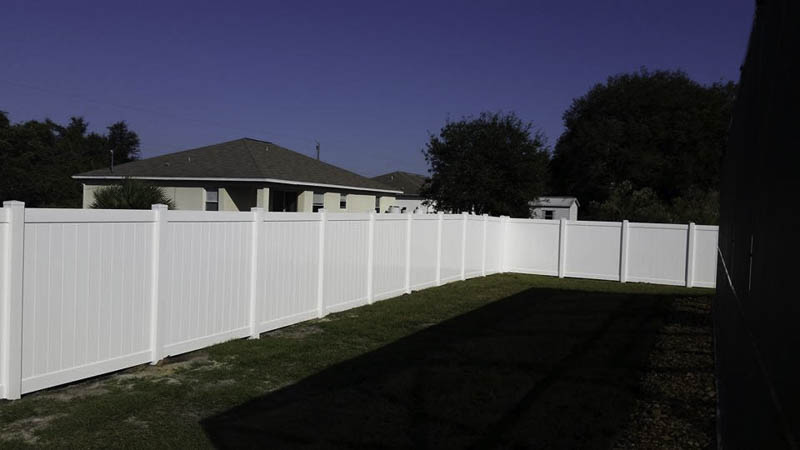 Muscle Fence Vinyl Fence