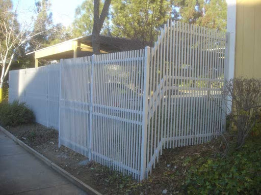 Bailey-Fence-Company-Inc.-steel-fence