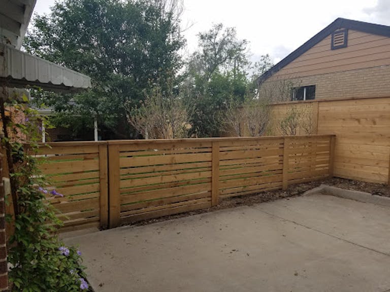 Denver-Fence-Specialists-wooden-fence