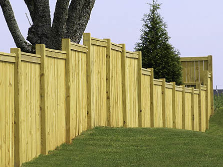 Accurate-Pavers-&-Landscape-Inc.-wooden-fence