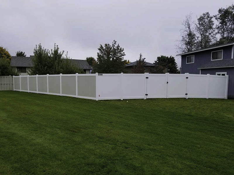 Idaho-Fence-Co.-Vinyl Fence
