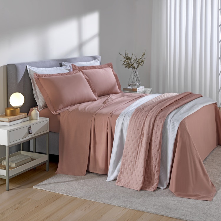 Cama