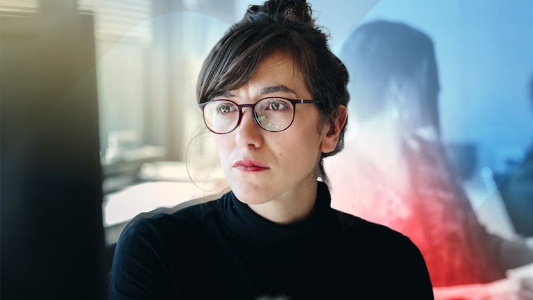 blog header graphic for silo mentality article