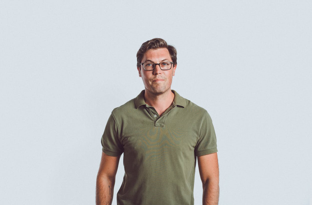 A headshot of Thomas Reynolds