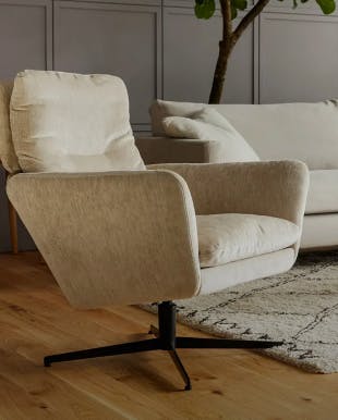 Amy armchair