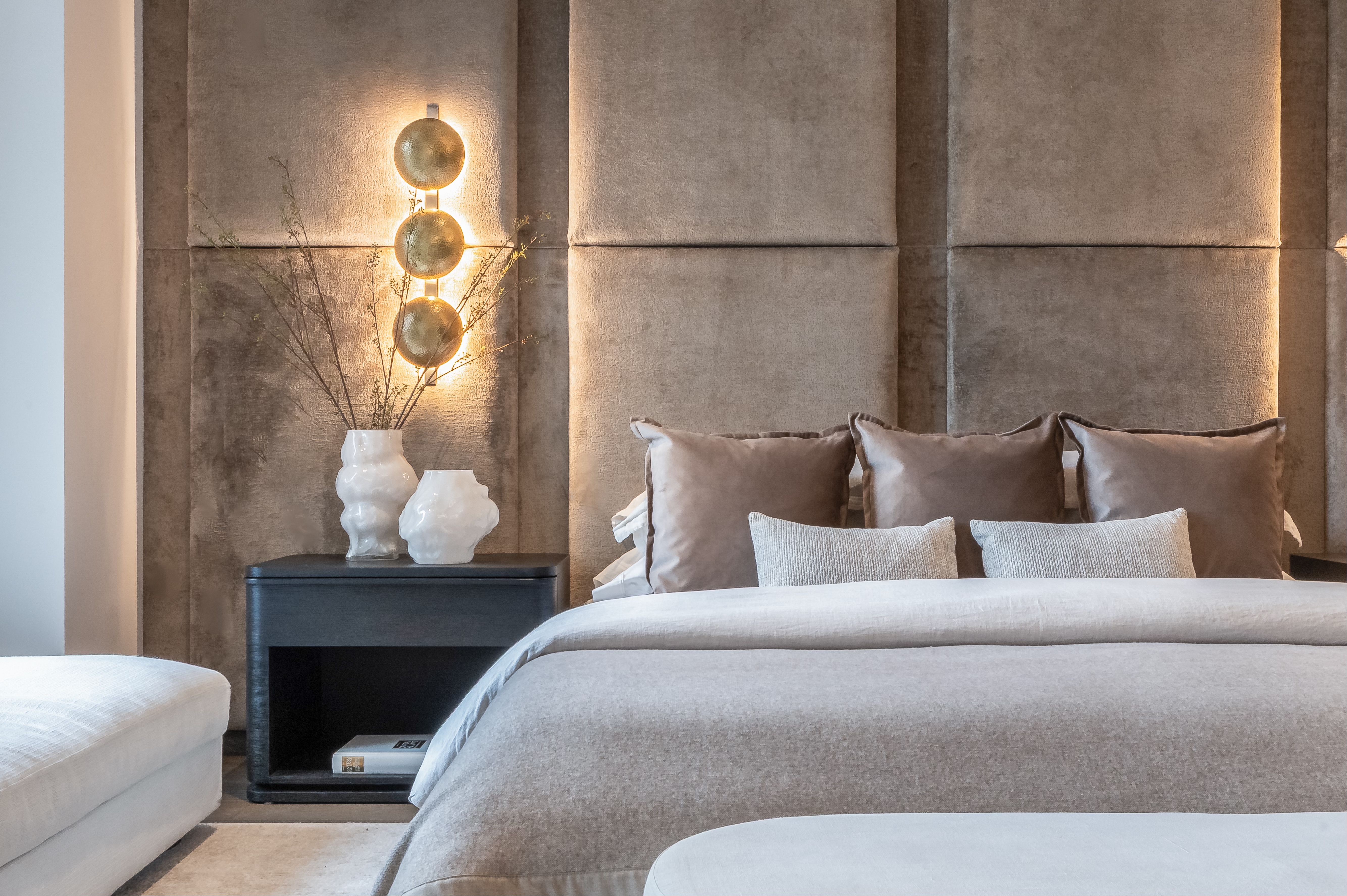 IMG-Interior-Marketing-Group-730-Fifth-Ave-17B-5483-Primary