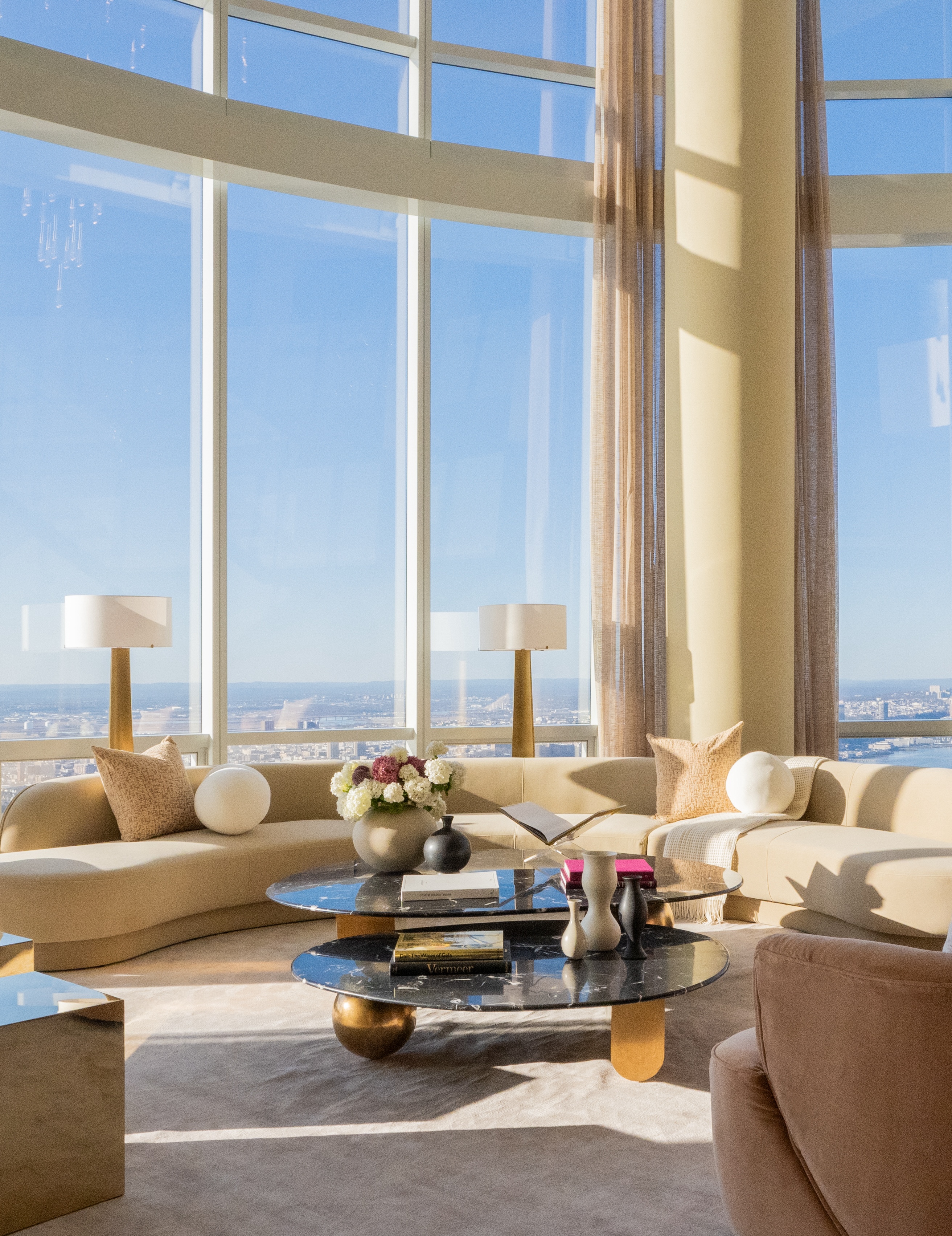 IMG-Interior-Marketing-Group-New-York-15-Hudson-Yards-Living-Room