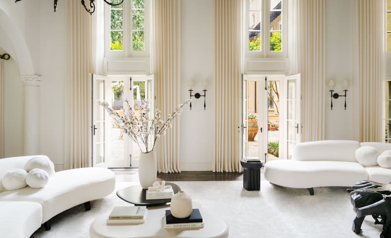 IMG-Interior-Marketing-Group-New-York-Services-Luxury-Staging-7-Dodge-Lane-Living-Room