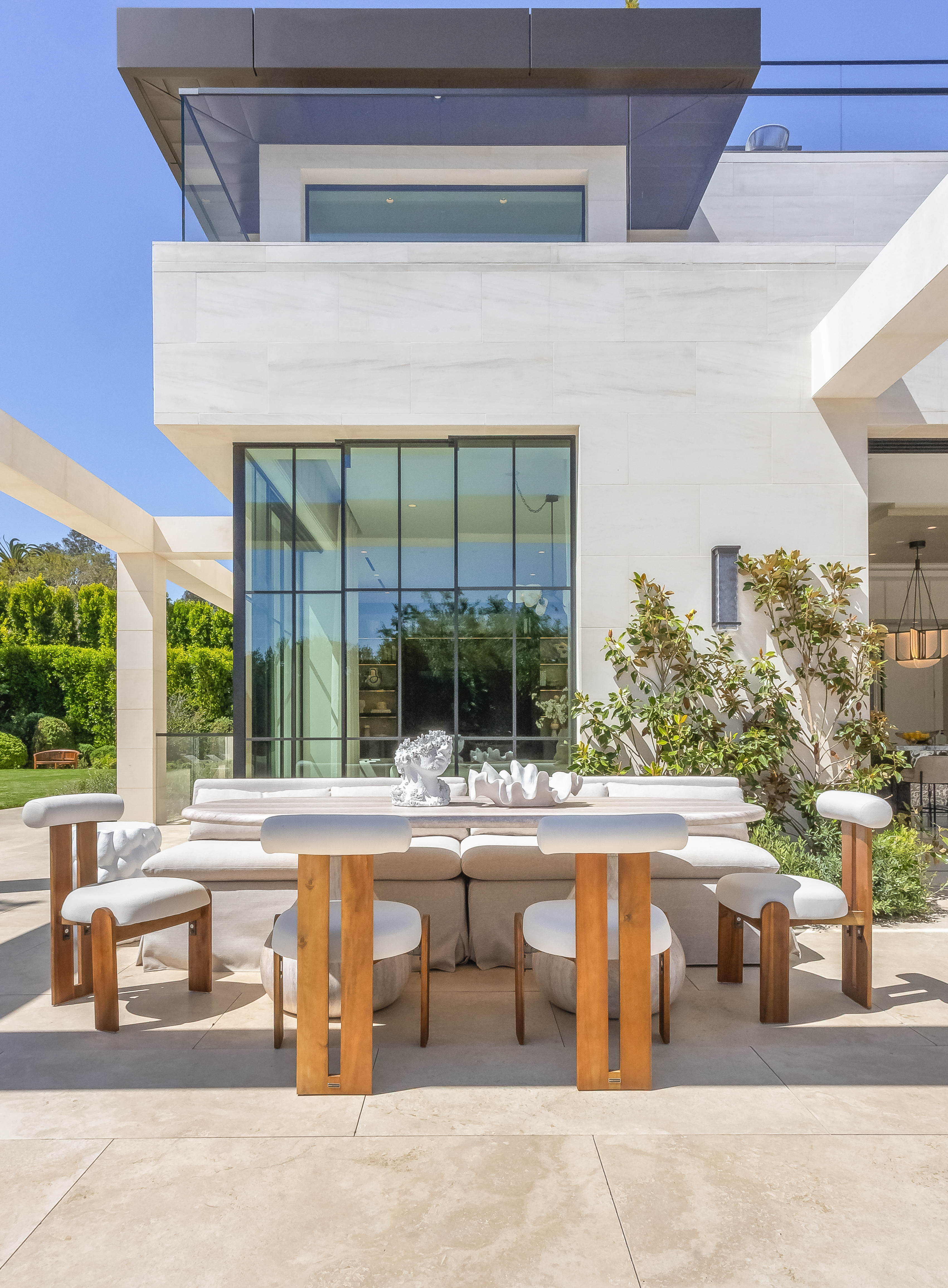 IMG-Interior-Marketing-Group-721-N-Bonhill-Rd_8231-Exterior