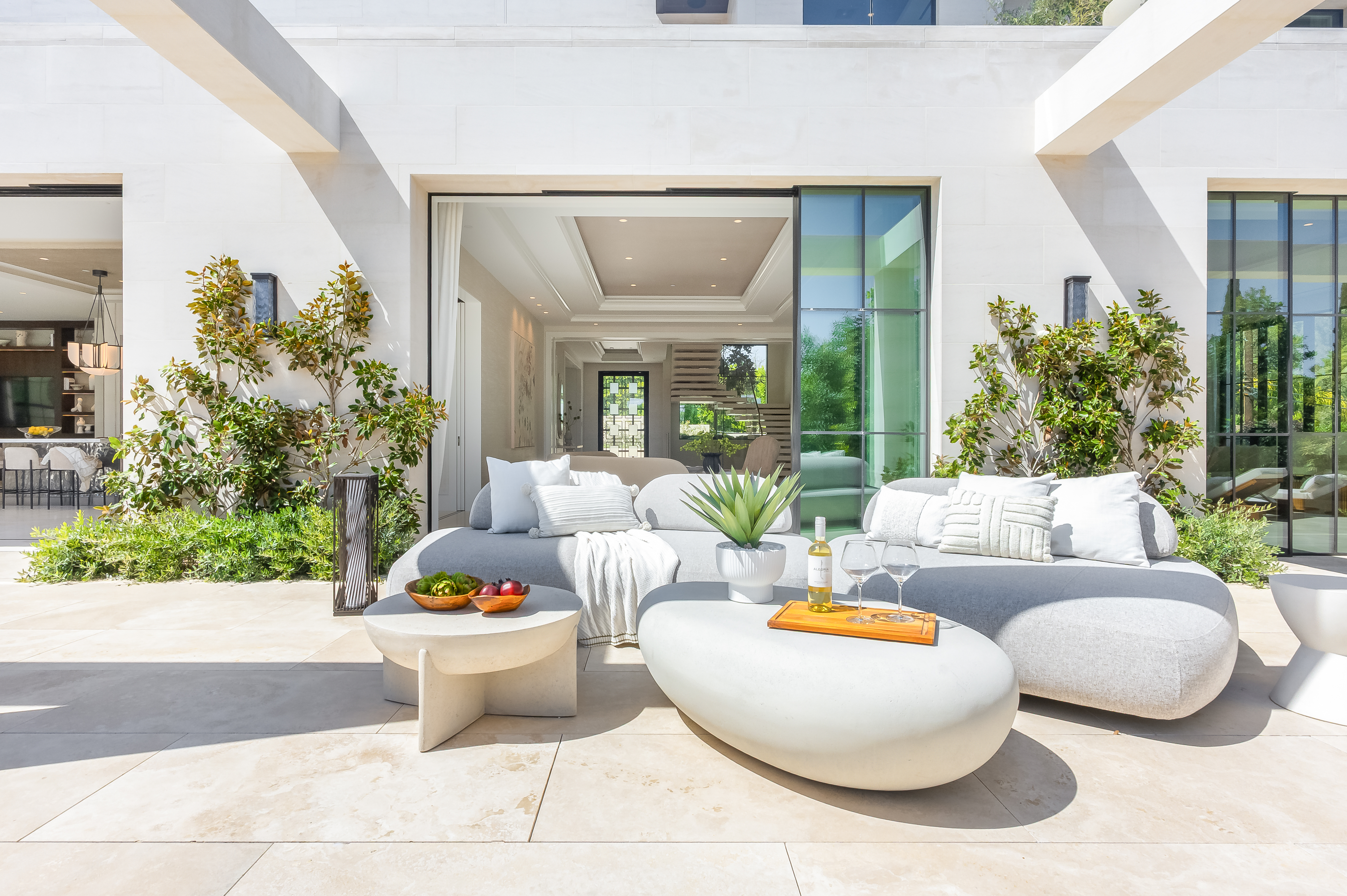 IMG-Interior-Marketing-Group-721-N-Bonhill-Rd_8243-Exterior