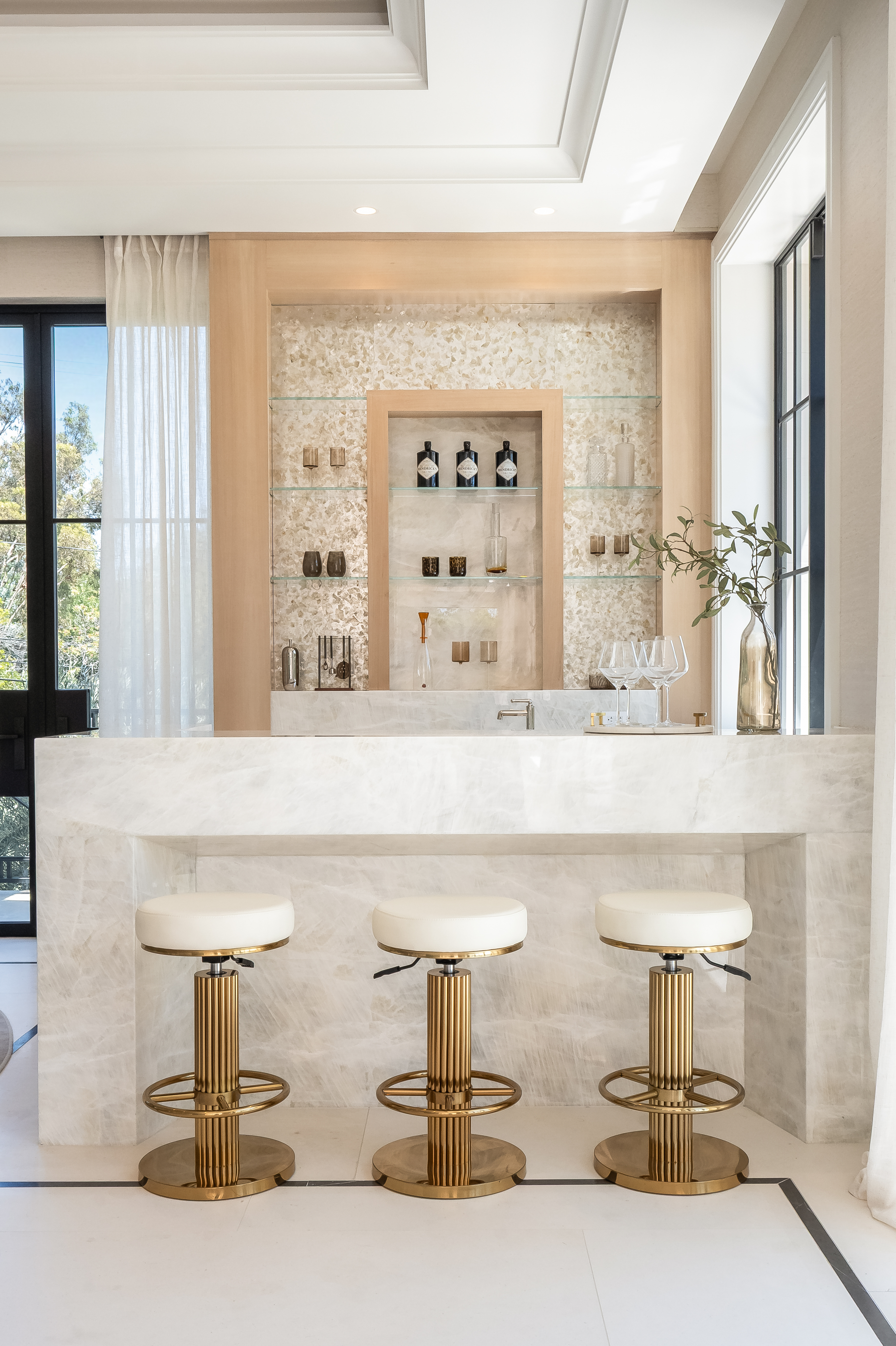 IMG-Interior-Marketing-Group-721-N-Bonhill-Rd_8143-Bar