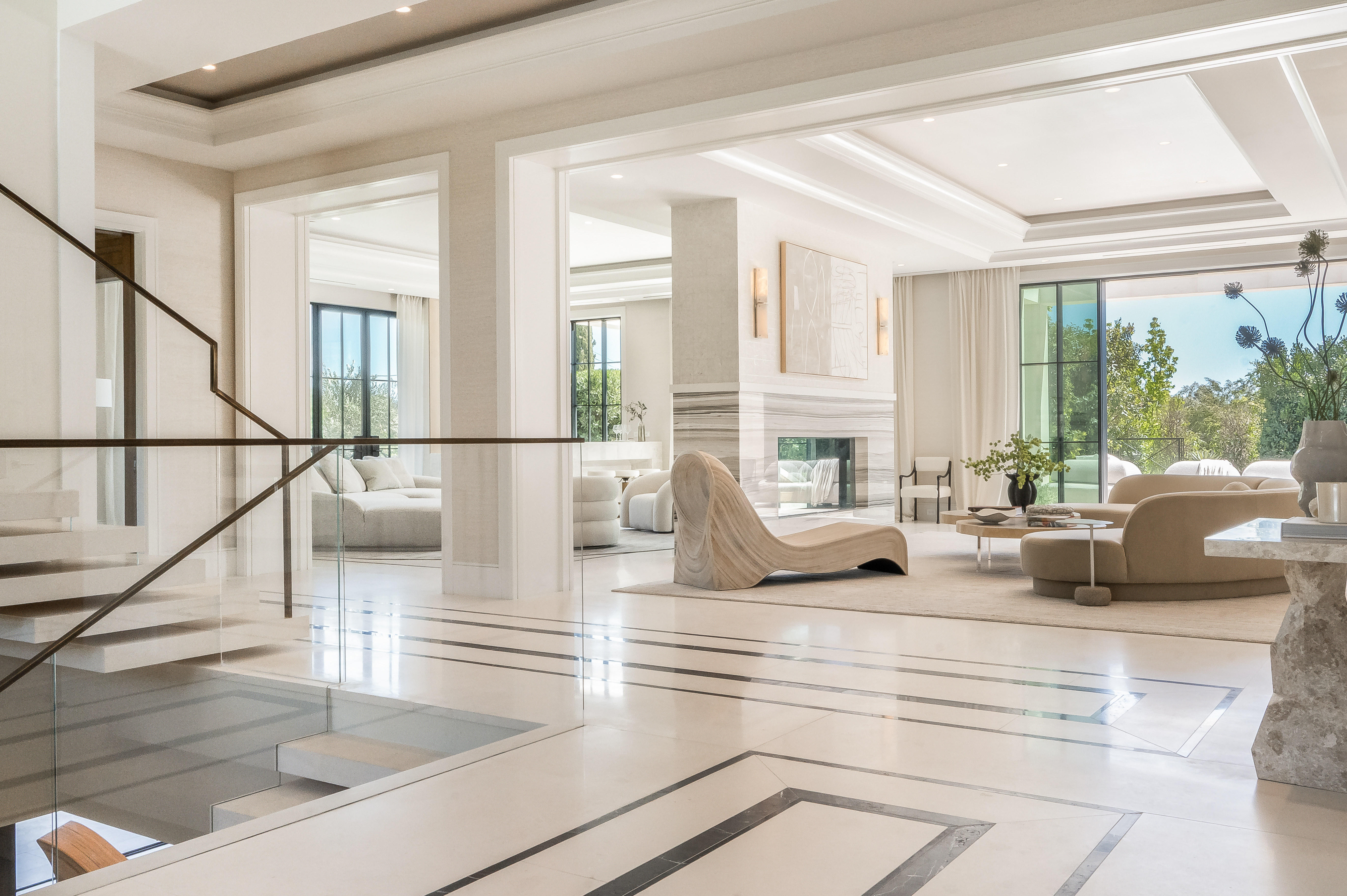 IMG-Interior-Marketing-Group-721-N-Bonhill-Rd_8192-Foyer