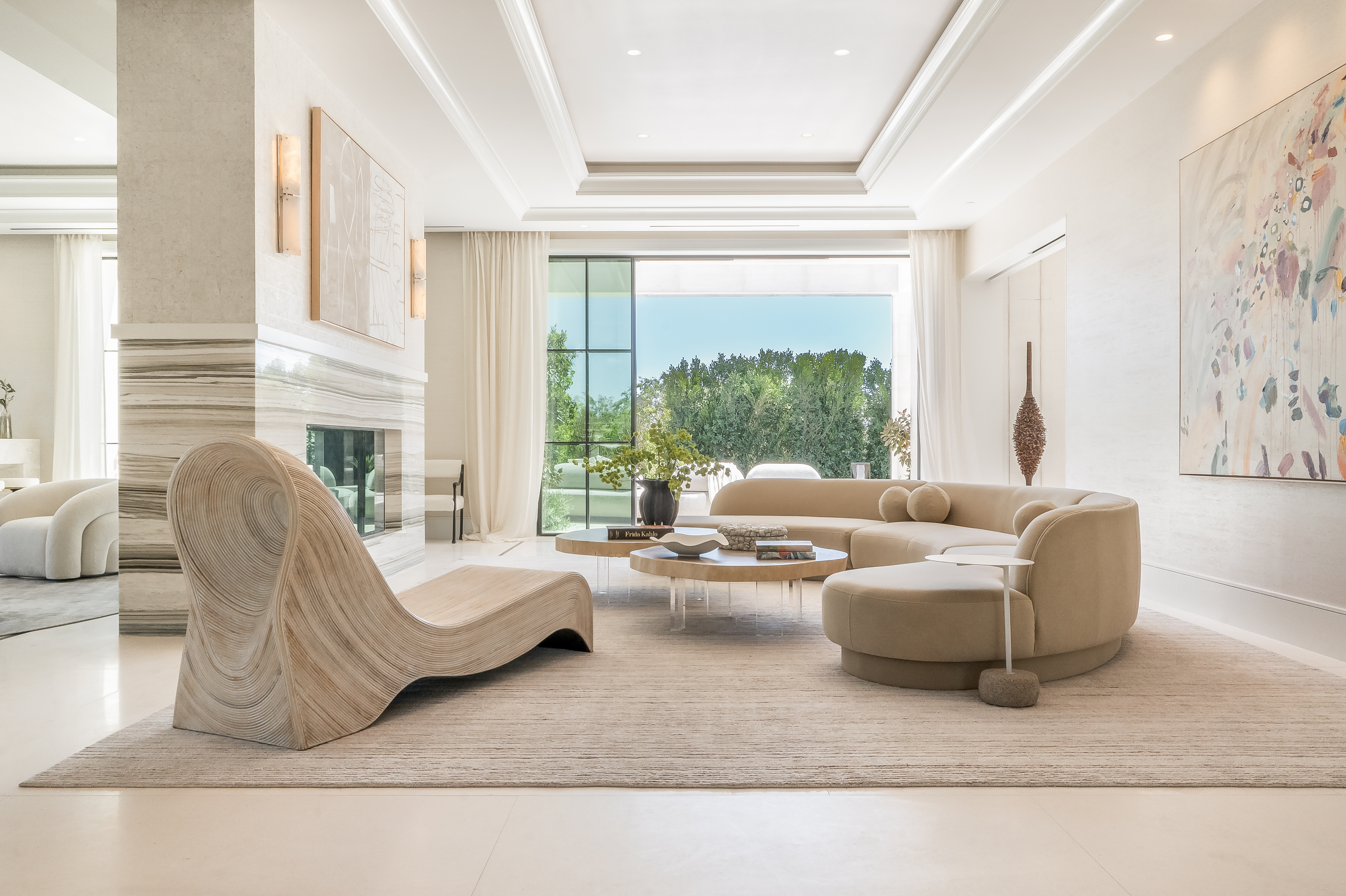 IMG-Interior-Marketing-Group-721-N-Bonhill-Rd_8197-Living-Room