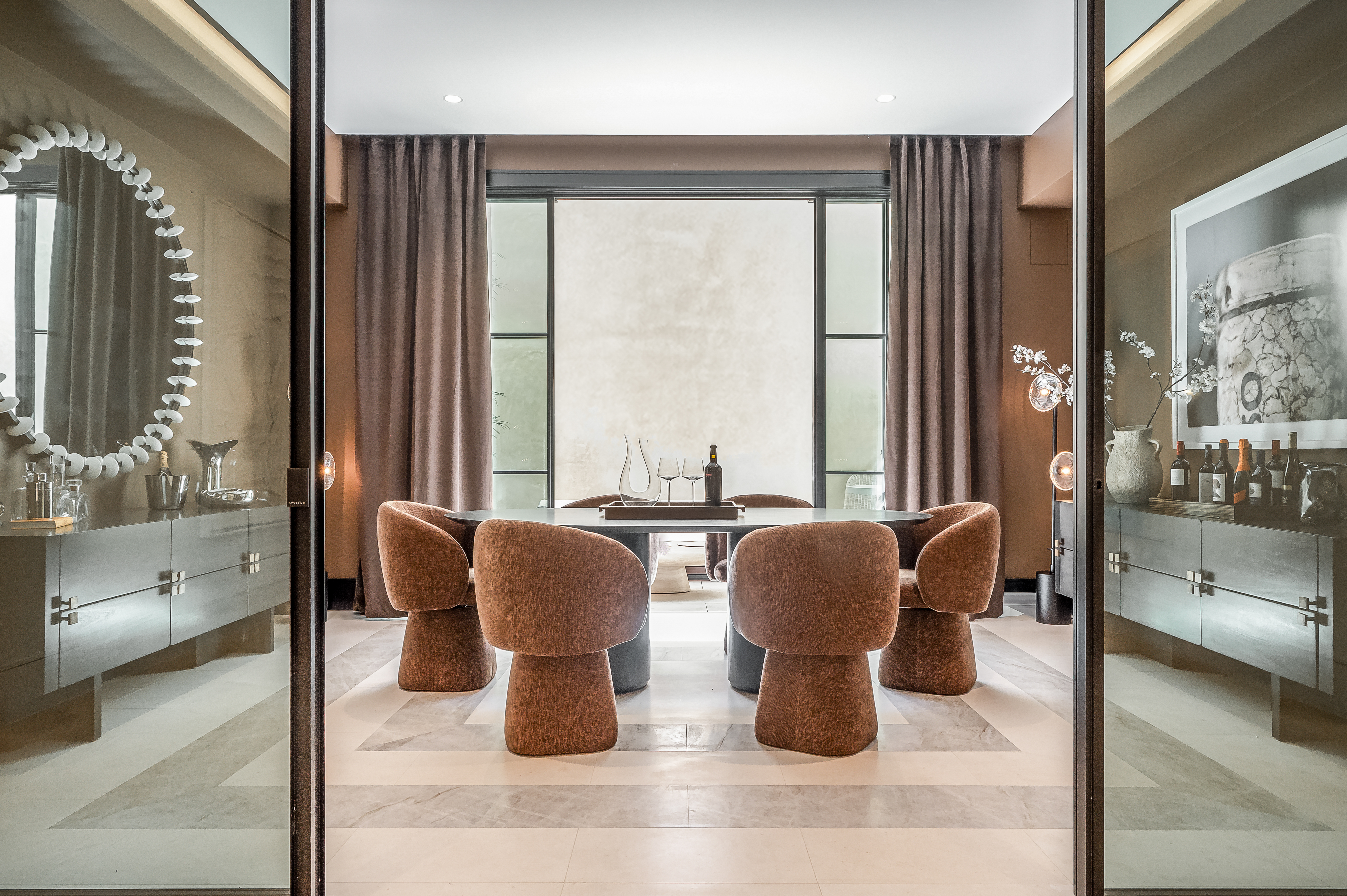 IMG-Interior-Marketing-Group-721-N-Bonhill-Rd_8268-Tasting-Room