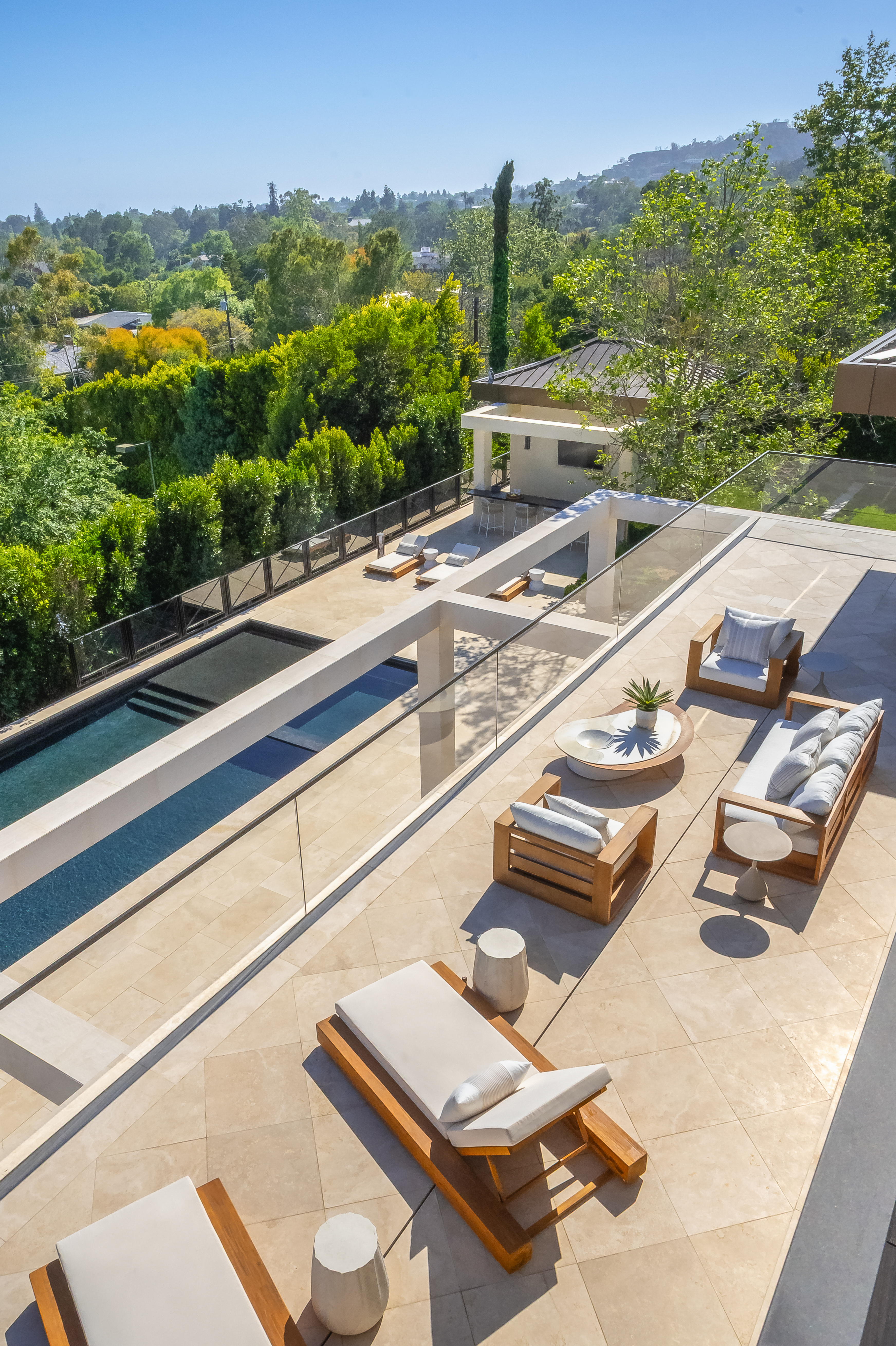 IMG-Interior-Marketing-Group-721-N-Bonhill-Rd_8354-Rooftop